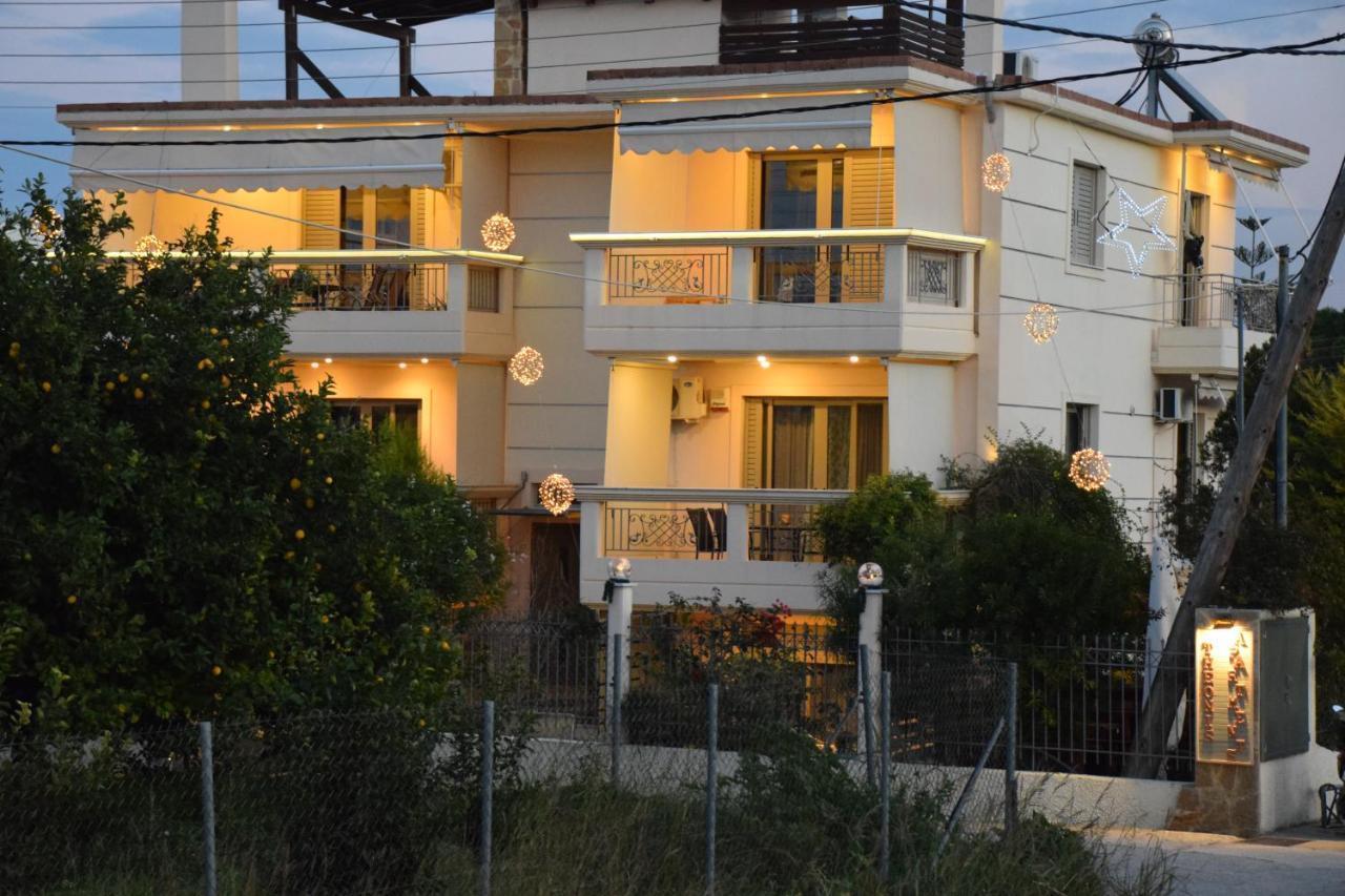 Theoni'S Apartments Xylokastro Dış mekan fotoğraf